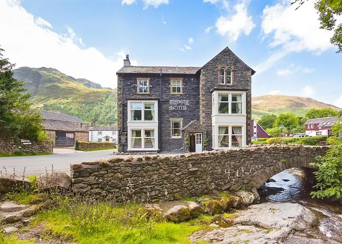 Bridge Hotel